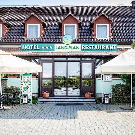 Land-Plan Hotel Toltestava Exterior photo